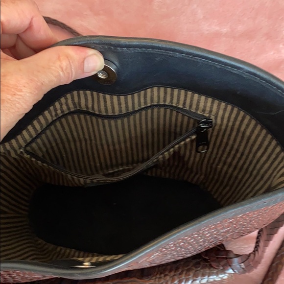 Brighton leather shoulder bag - Picture 5 of 8